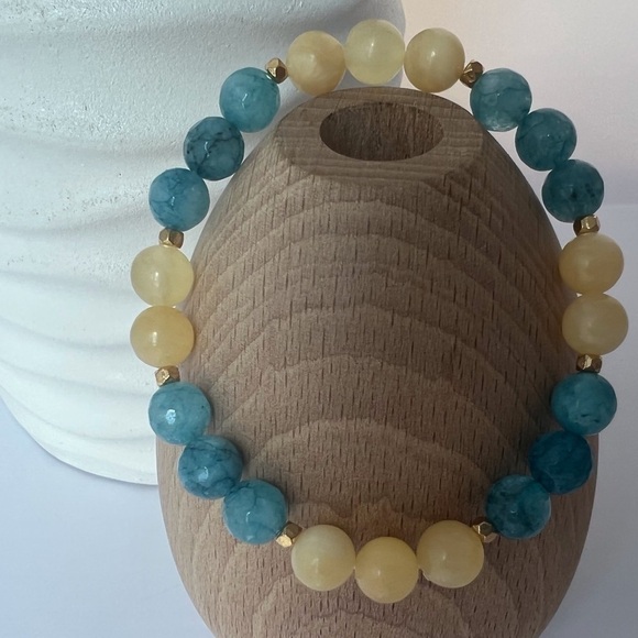 BLUE Agate & Soft Yellow Honey Calcite Stretch Beaded Bracelet - Picture 1 of 13